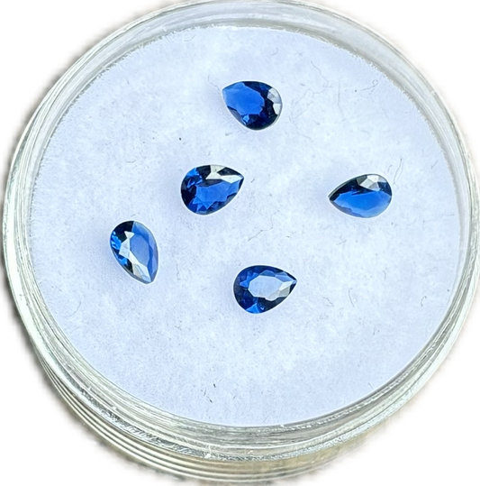 Deep Blue Lab Spinel Pear-cut (pack of 5)